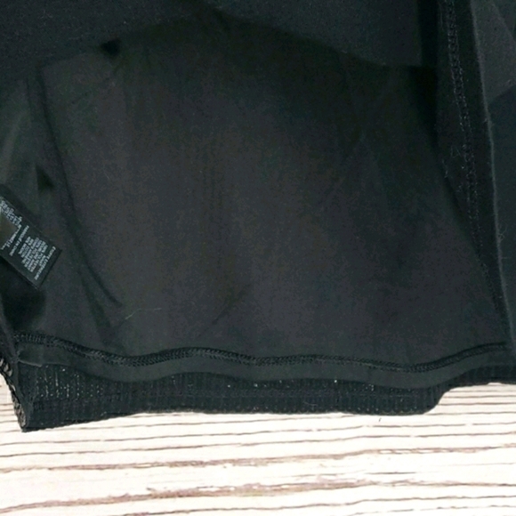 EXPRESS Sequined Sleeveless Top Black Size S - Picture 6 of 7